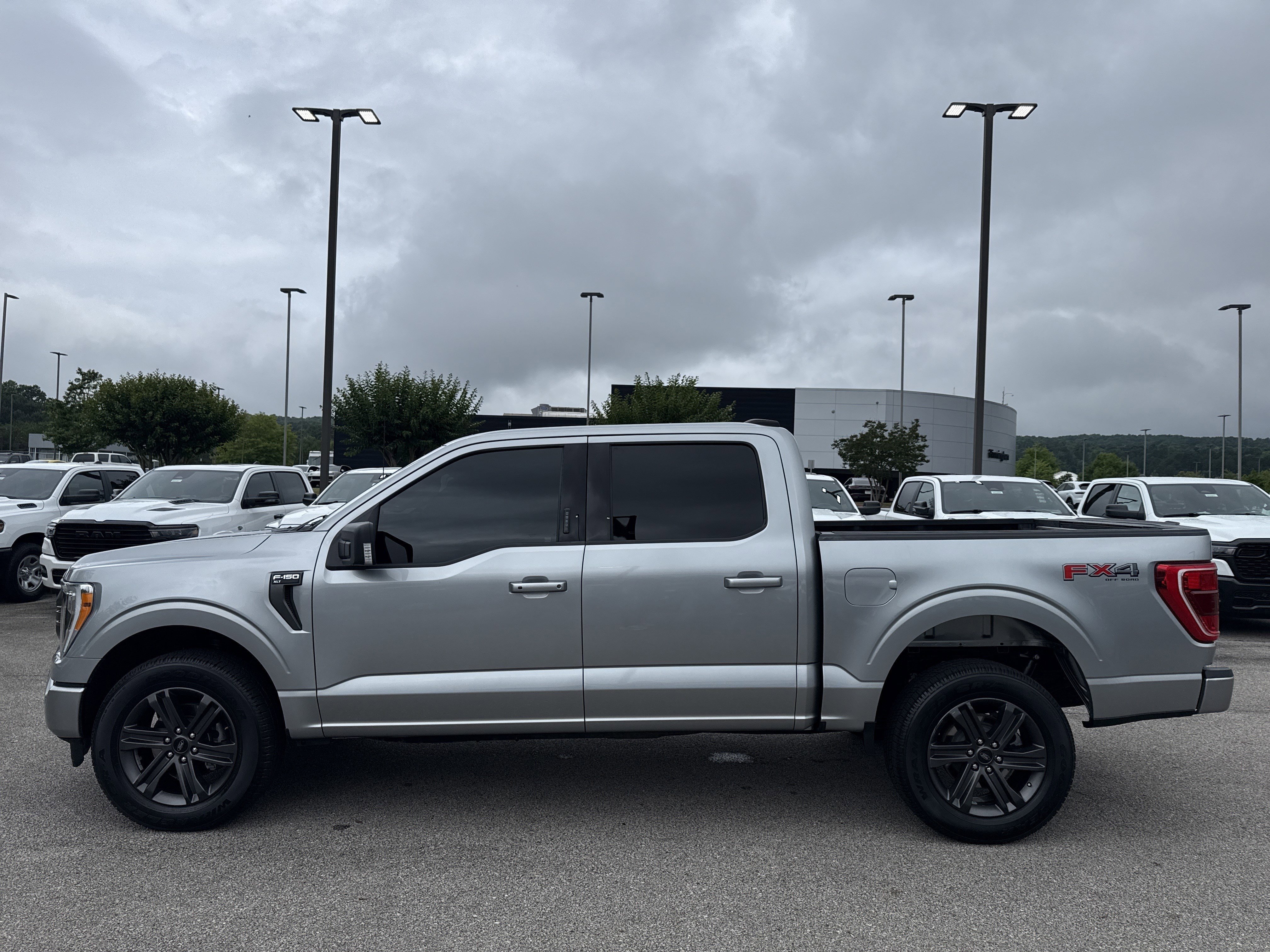 Used 2023 Silver Ford  image 4