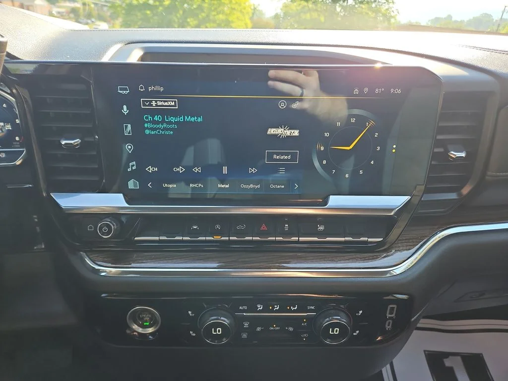 2023 Chevrolet Silverado 1500 LT - Photo 19