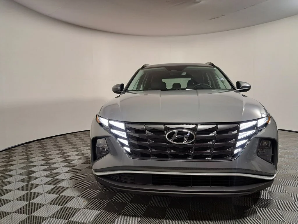 Used 2024 Gray Hyundai SEL image 2