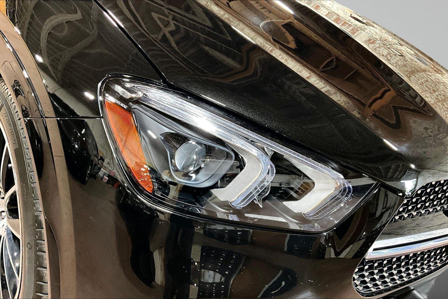 Used 2022 Obsidian Black Metallic Mercedes-Benz GLE 450 image 30