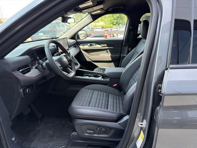 New 2026 Carbonized Gray Metallic Ford ST-Line image 12