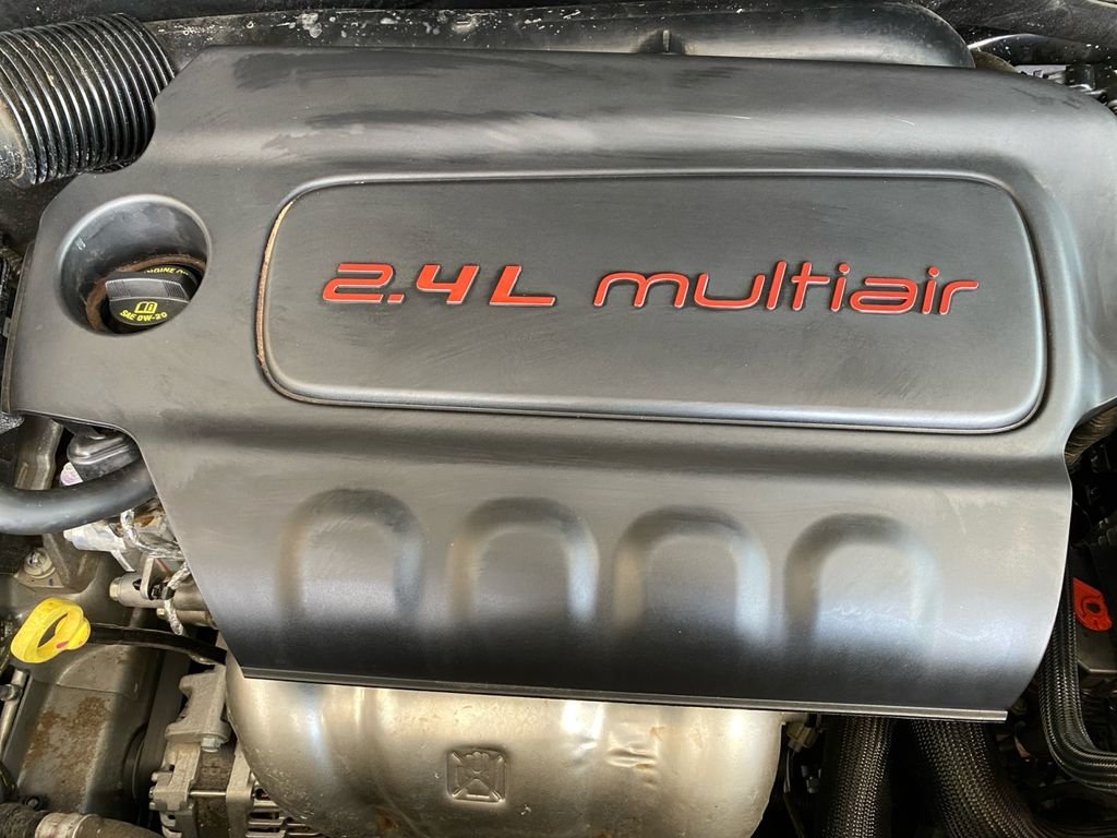 Used 2022 Silver Jeep Trailhawk image 21