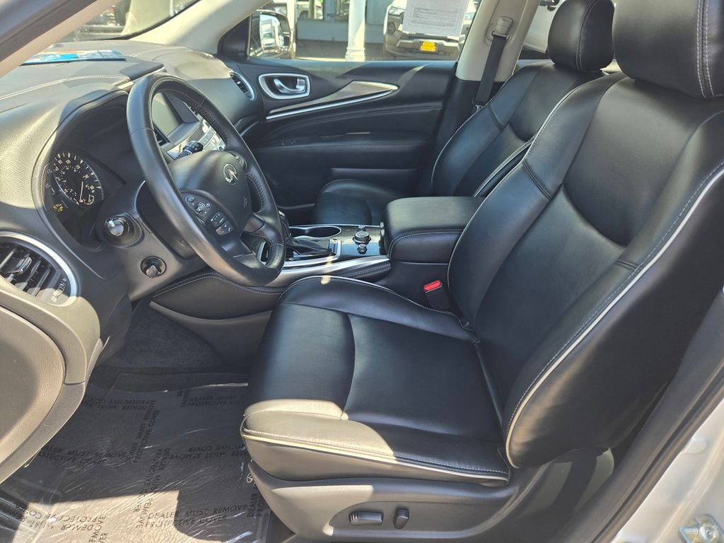 Used 2020 Silver INFINITI PURE image 11