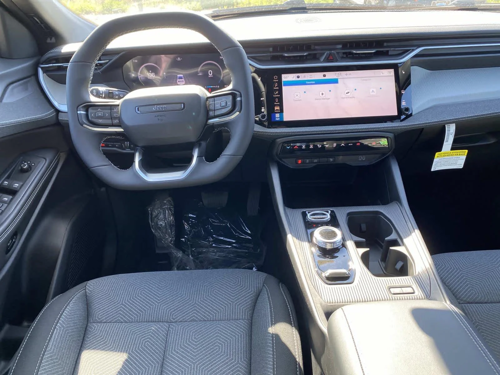 New 2026 Sting-Gray Clearcoat Jeep Laredo image 7