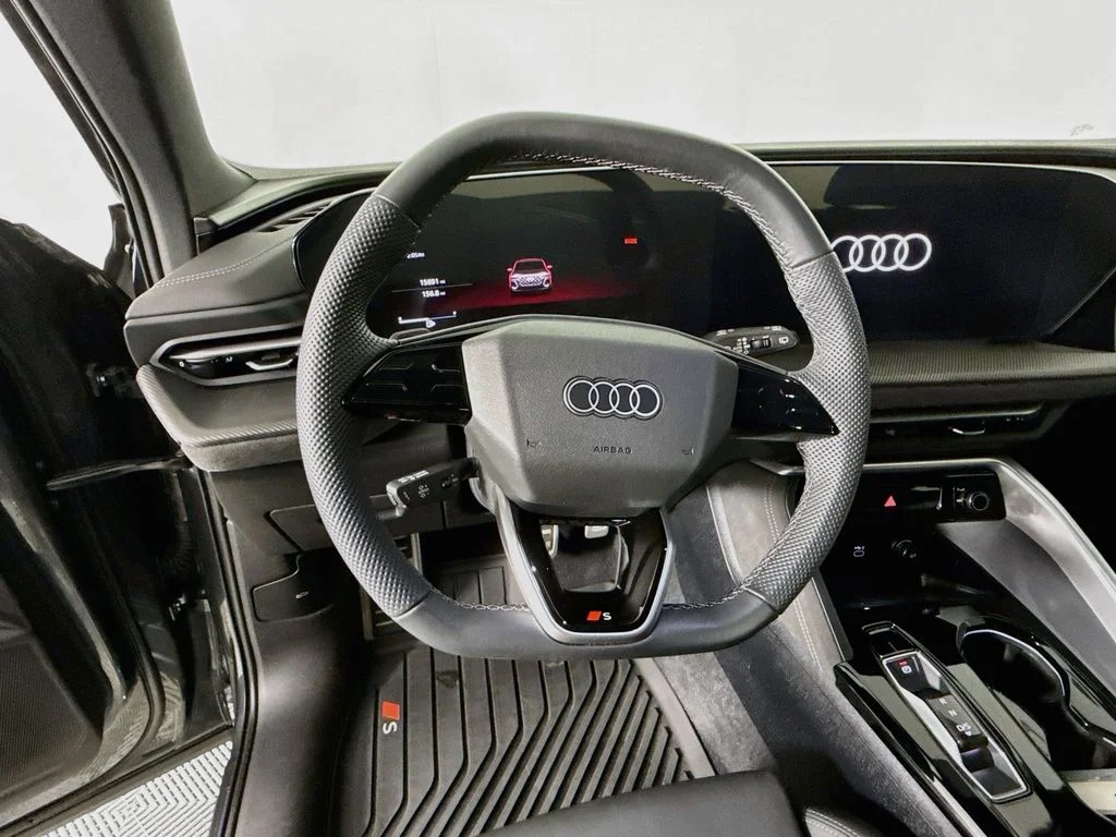 Used 2025 Mythos Black Metallic Audi 3.0T Premium Plus image 11