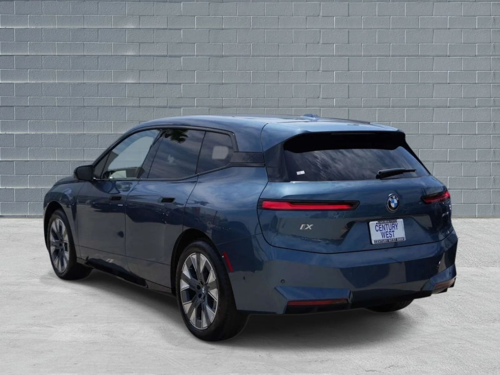 Used 2026 Arctic Race Blue Metallic BMW xDrive45 Sports Activity Vehicle image 3