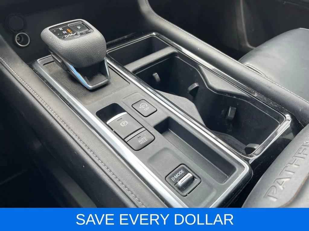 Used 2024 Black Nissan SL image 20