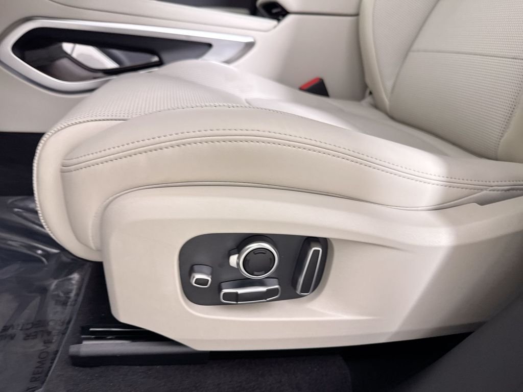 2026 Jaguar F-Pace R-Dynamic S - Photo 12