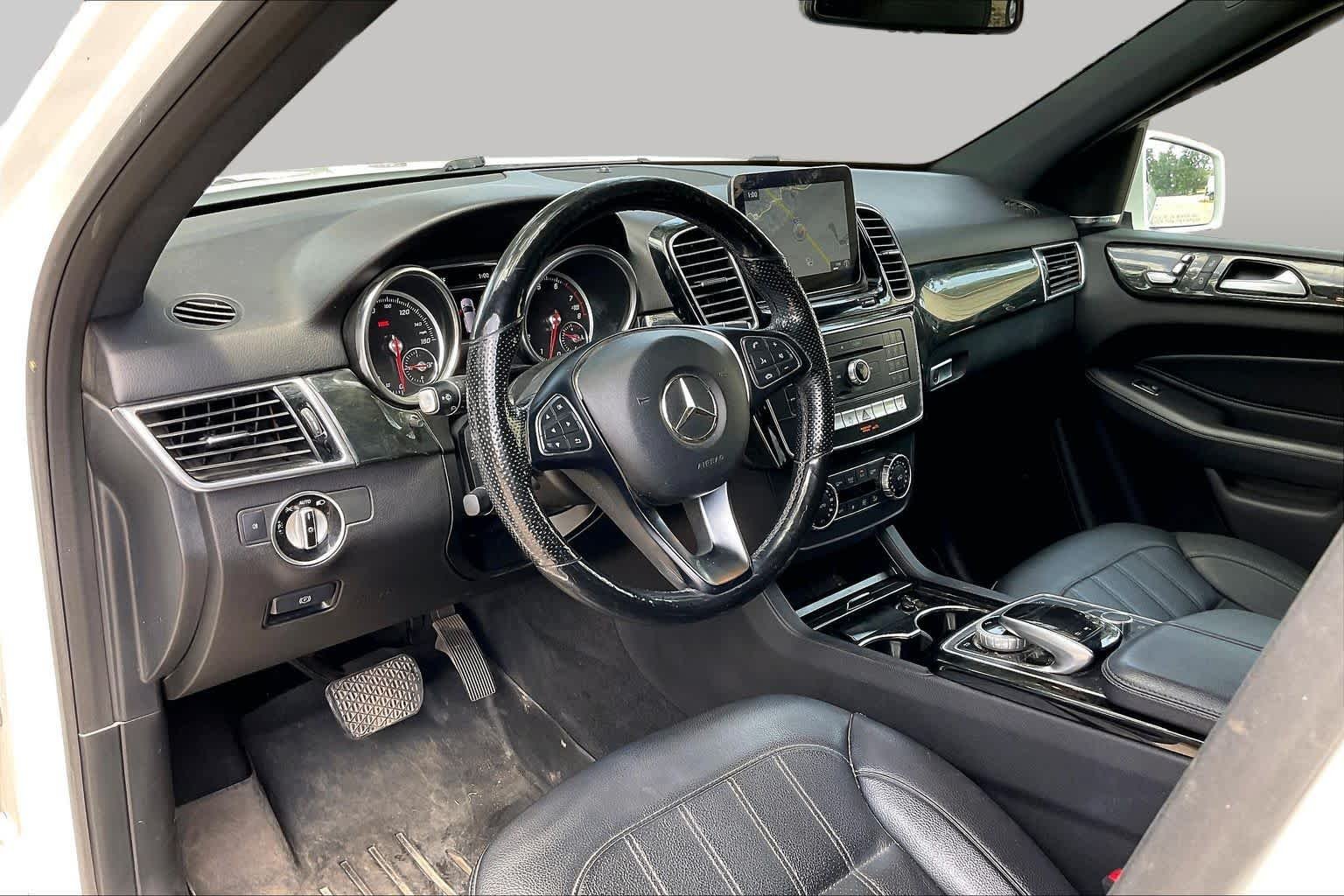 Used 2018 Polar White Mercedes-Benz GLE 350 image 17