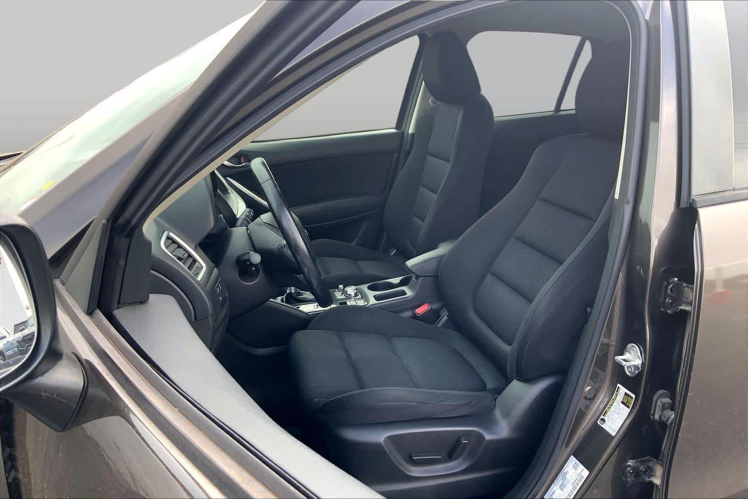 Used 2016 Titanium Flash Mica Mazda Touring image 8