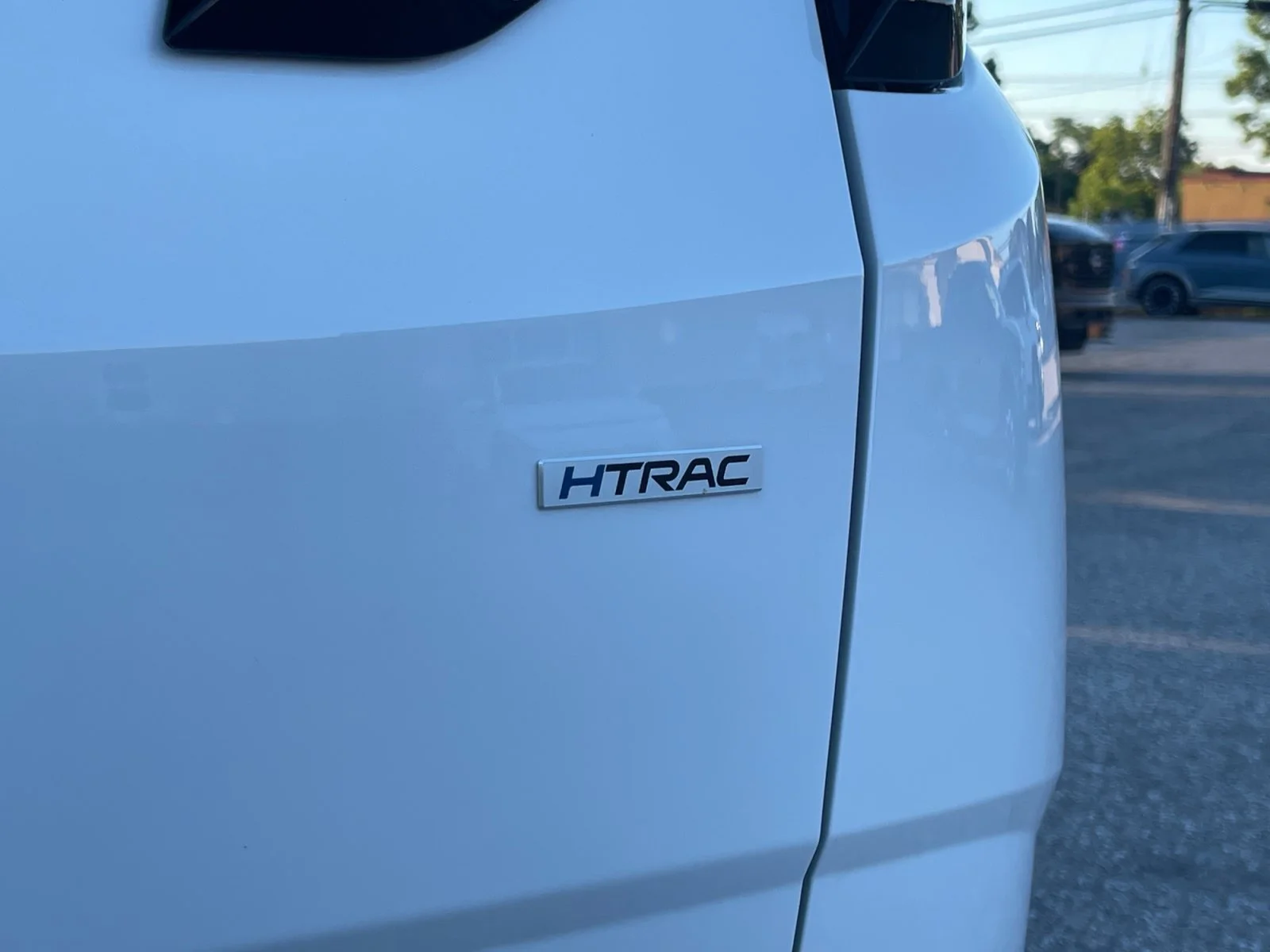 Certified Used 2025 White Hyundai SEL Convenience image 16