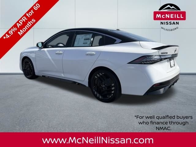 New 2026 Aspen White TriCoat / Super Black Two-tone Nissan SR image 5