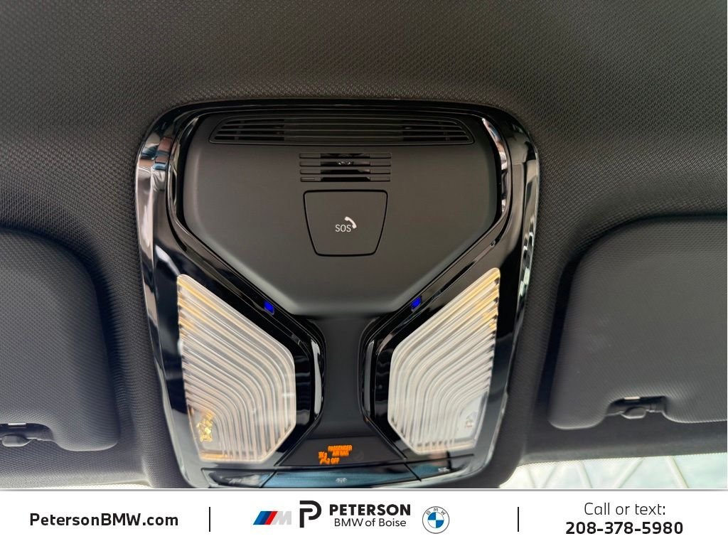Used 2019 Silver BMW xDrive30i image 33