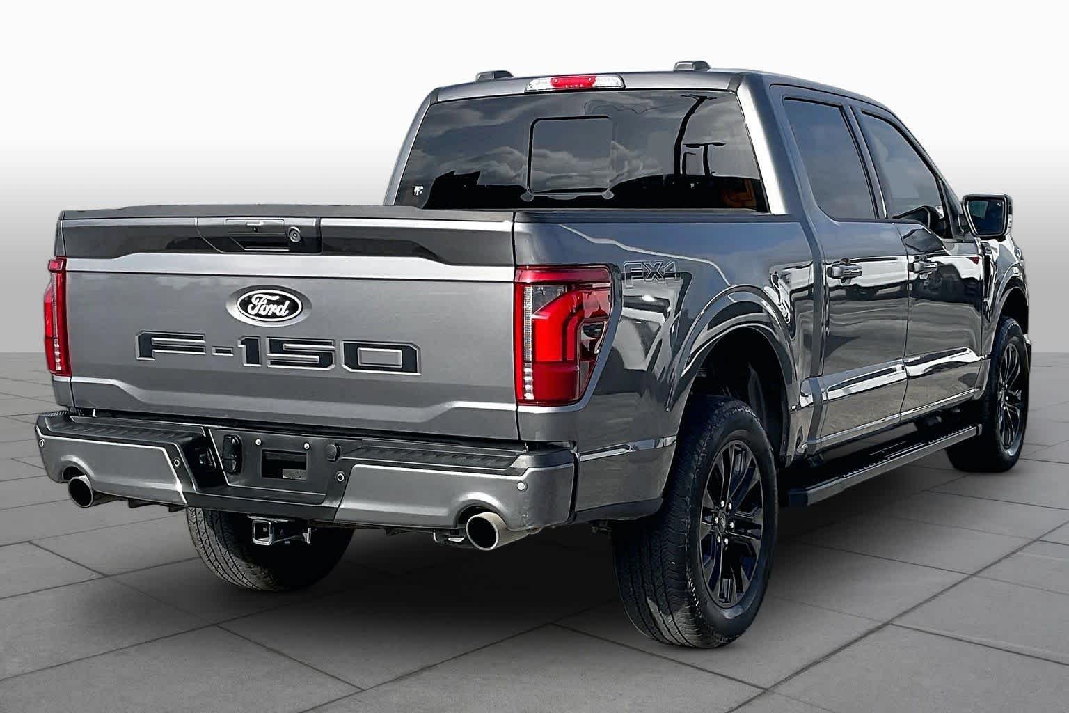 Used 2025 Carbonized Gray Metallic Ford LARIAT image 12