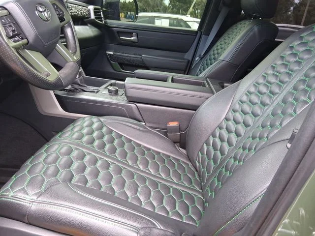 Used 2022 Green Toyota SR5 image 3