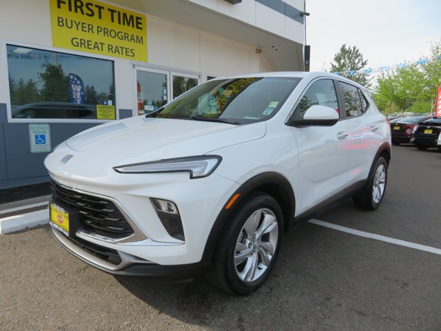 2024 Buick Encore GX Preferred's photo
