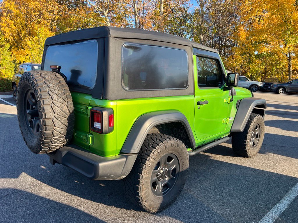Used 2019 Green Jeep Sport image 4