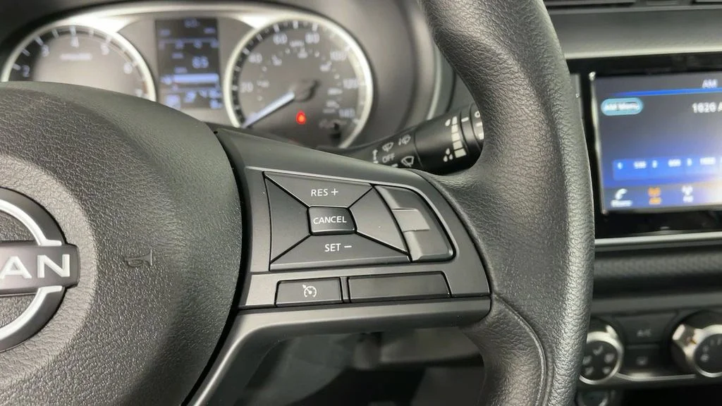 2025 Nissan KICKS PLAY Base - Photo 22