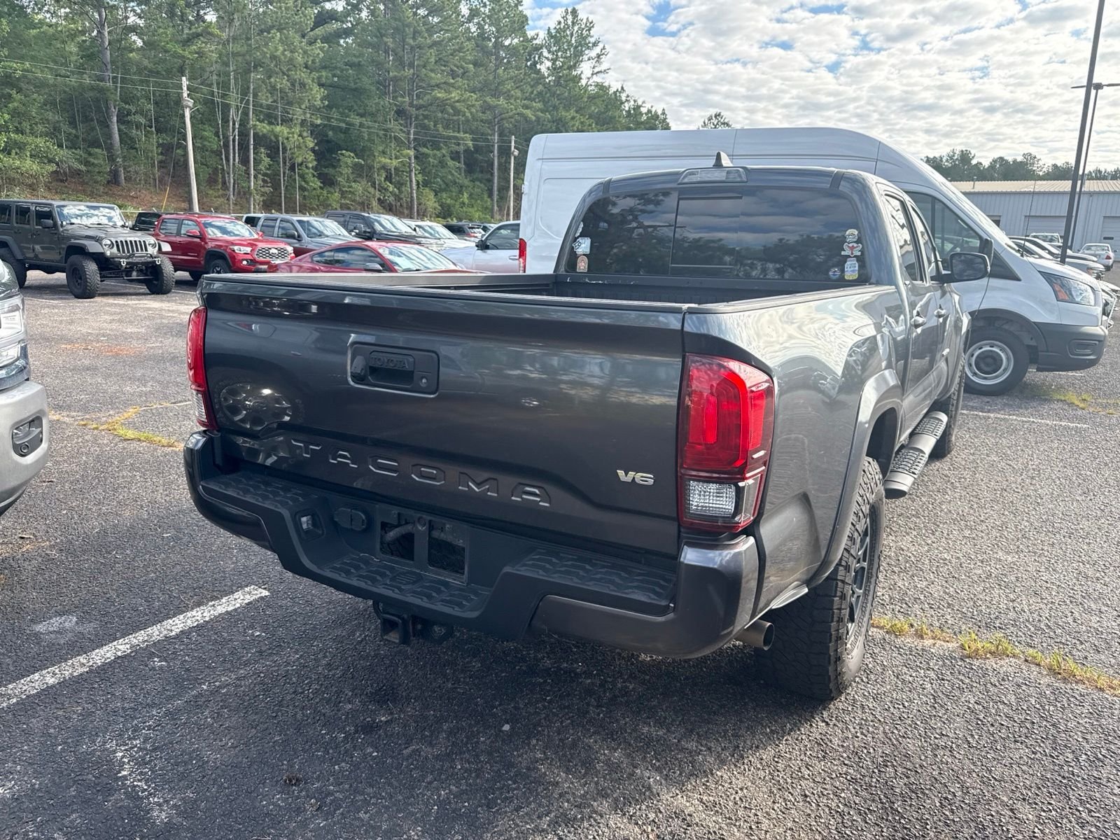 Used 2022 Gray Toyota SR5 image 7
