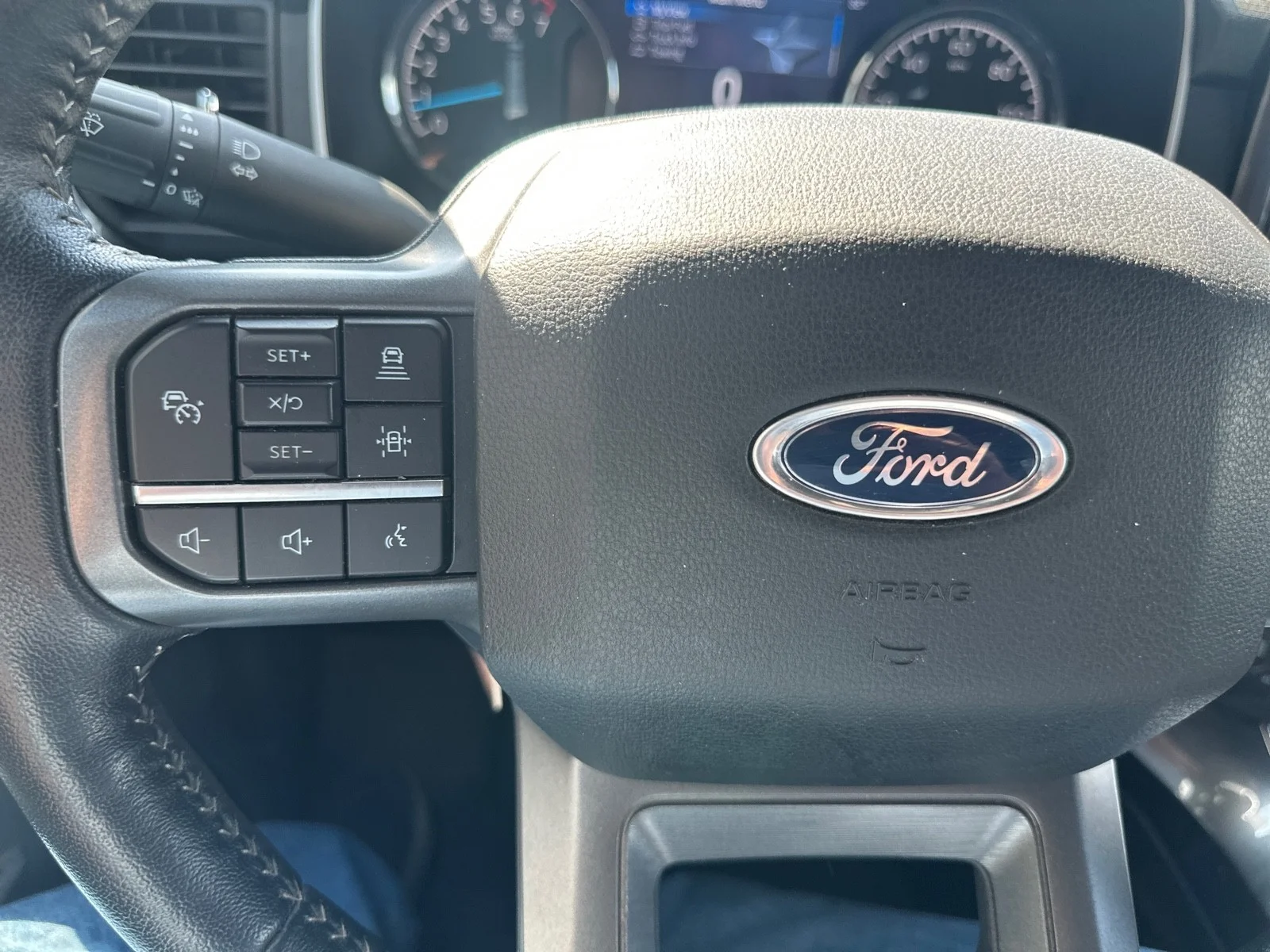 Used 2022 Iconic Silver Metallic Ford XLT image 47