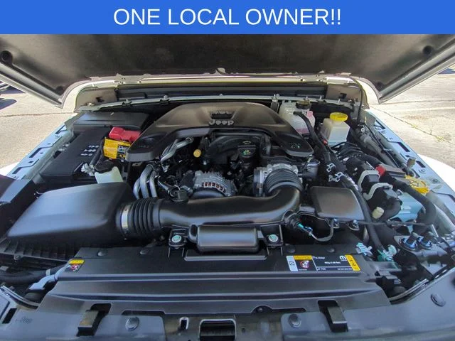 Used 2021 White Jeep Overland image 36