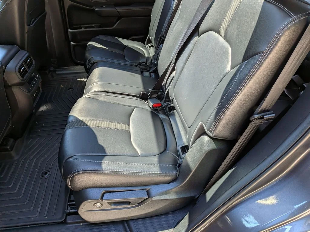Used 2025 Gray Honda Touring image 27