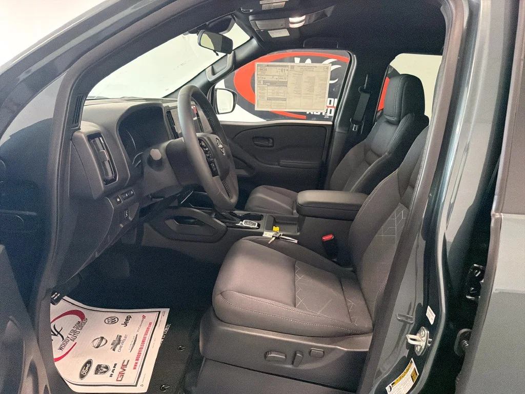 New 2027 Alpine Metallic Nissan Crew Cab SV image 12