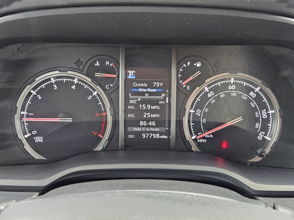 Used 2021 Black Toyota Venture image 15