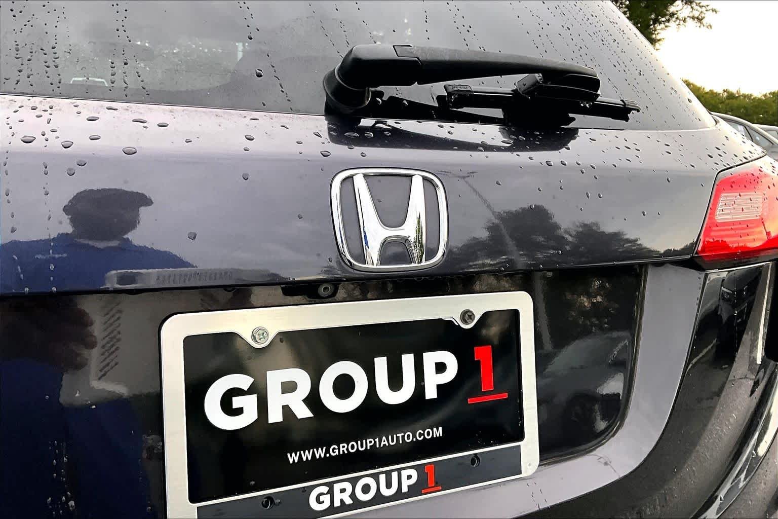 Used 2018 BLK Honda EX image 10