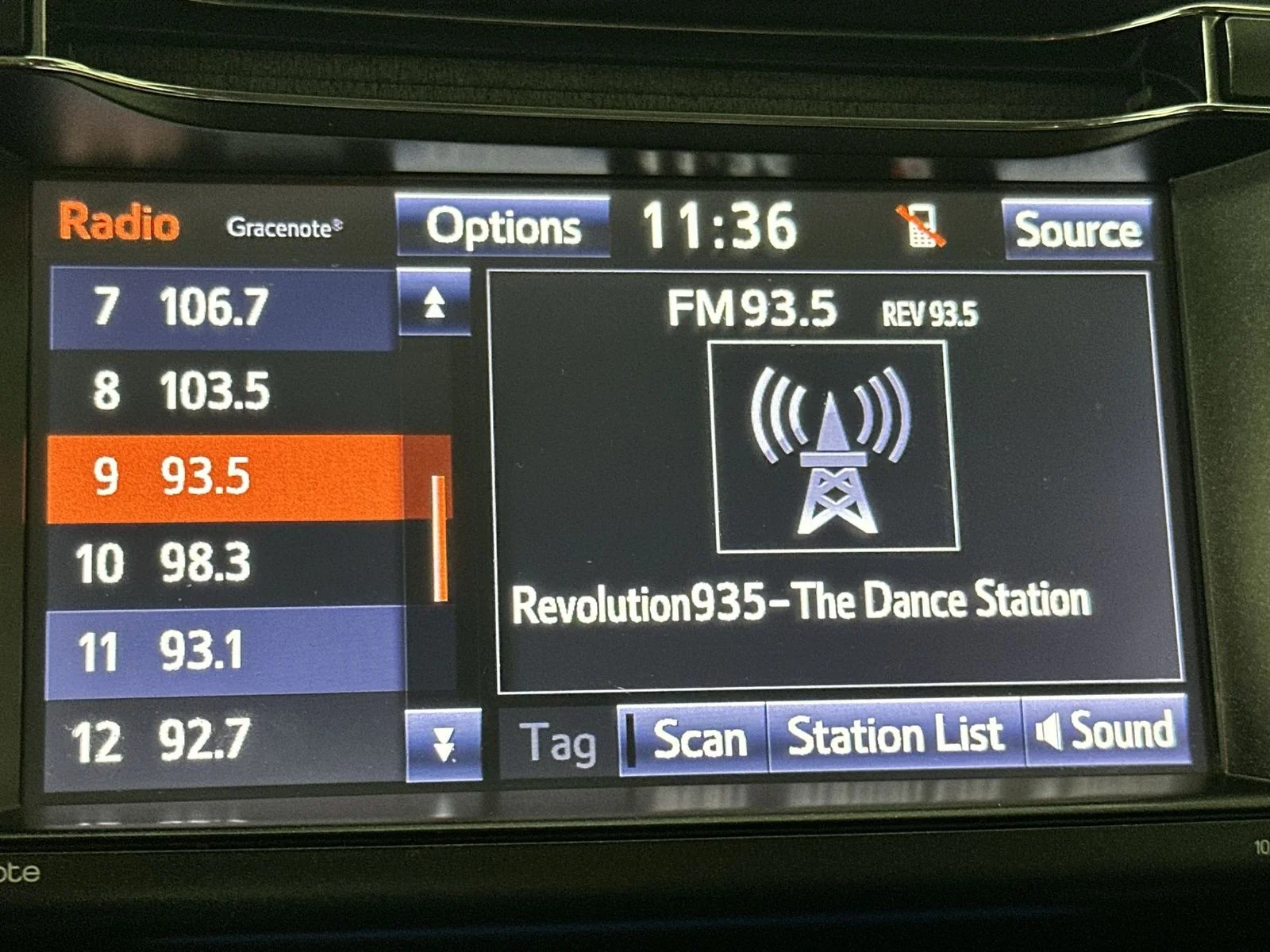 Used 2016 Gray Toyota XLE image 16