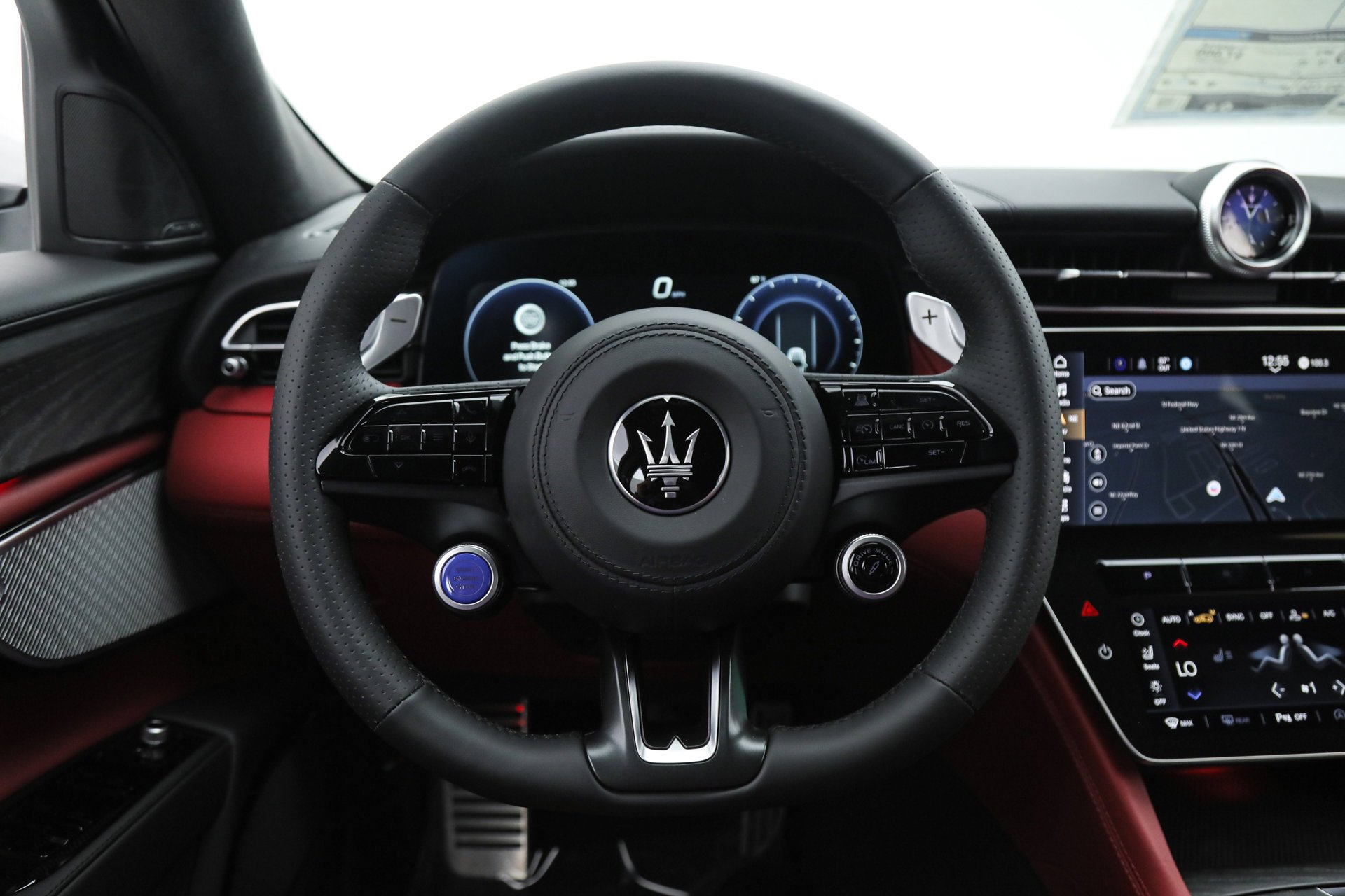 2026 Maserati Grecale Modena V6 - Photo 18
