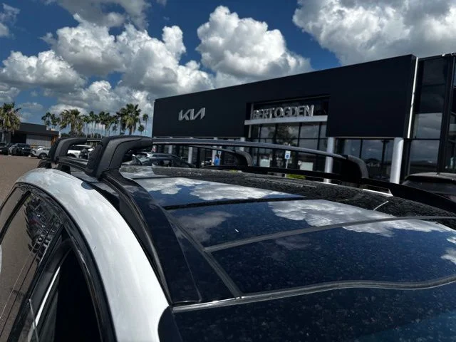 Used 2024 White Kia X-Line image 7