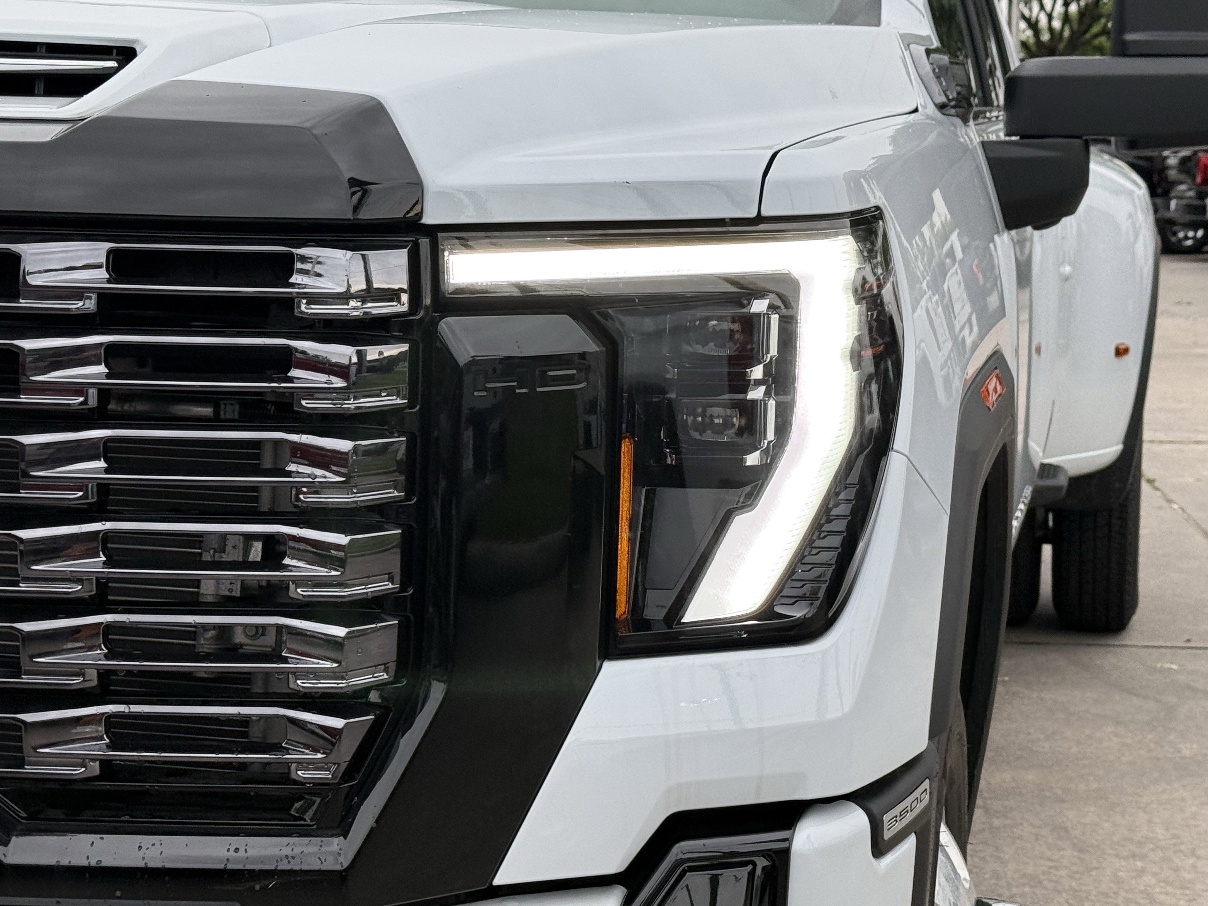 New 2026 Glacier White Tricoat GMC Denali Ultimate DRW image 7