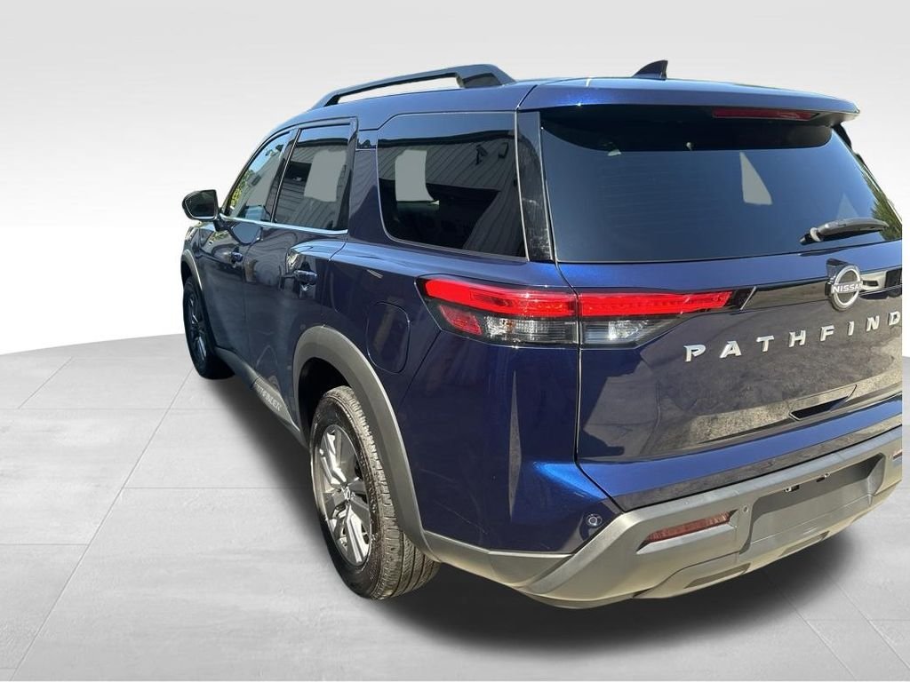 Used 2025 Blue Nissan SV image 5