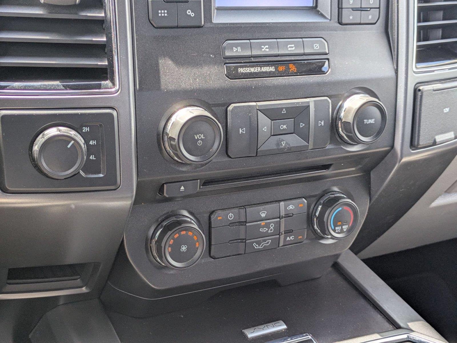 Used 2018 Magnetic Metallic Ford XLT image 21
