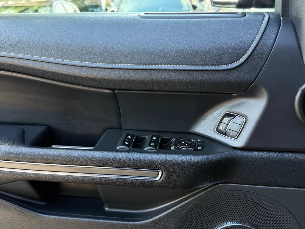 Certified Used 2023 Agate Black Metallic Ford XLT image 21