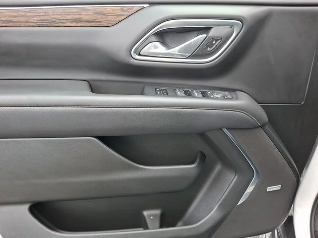 Used 2024 Beige Chevrolet Premier image 14