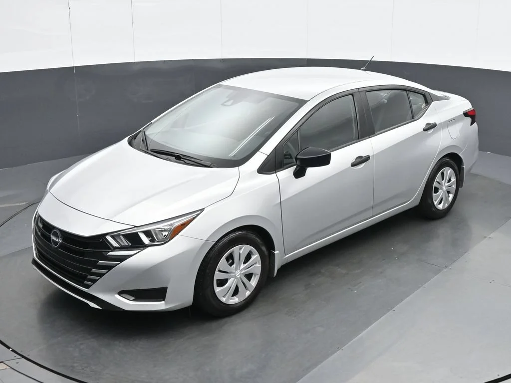 Used 2024 Silver Nissan 1.6 S image 19