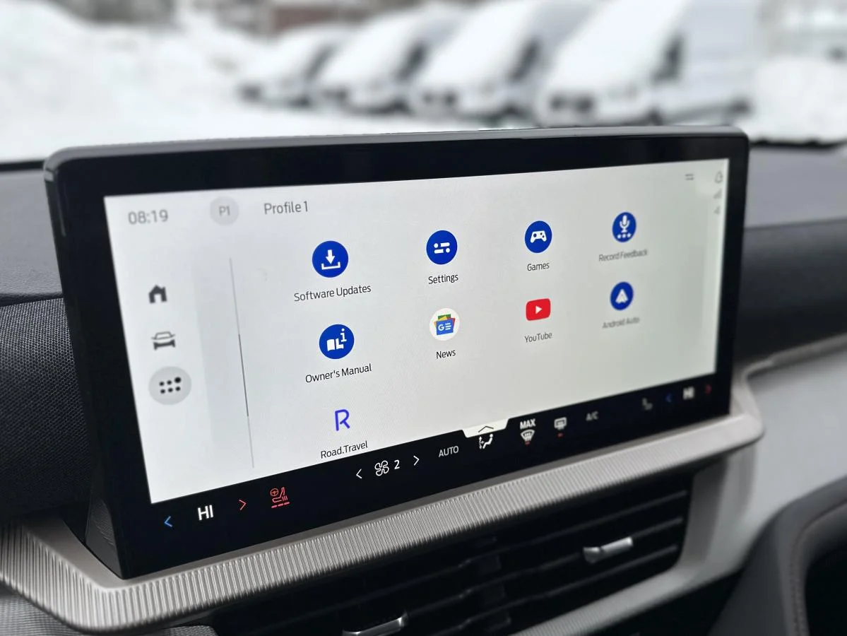 New 2026 White Ford Active 200a Pkg image 18