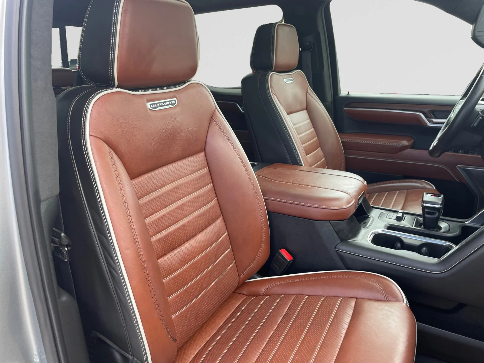 Used 2024 Gray GMC Denali Ultimate Crew Cab image 11