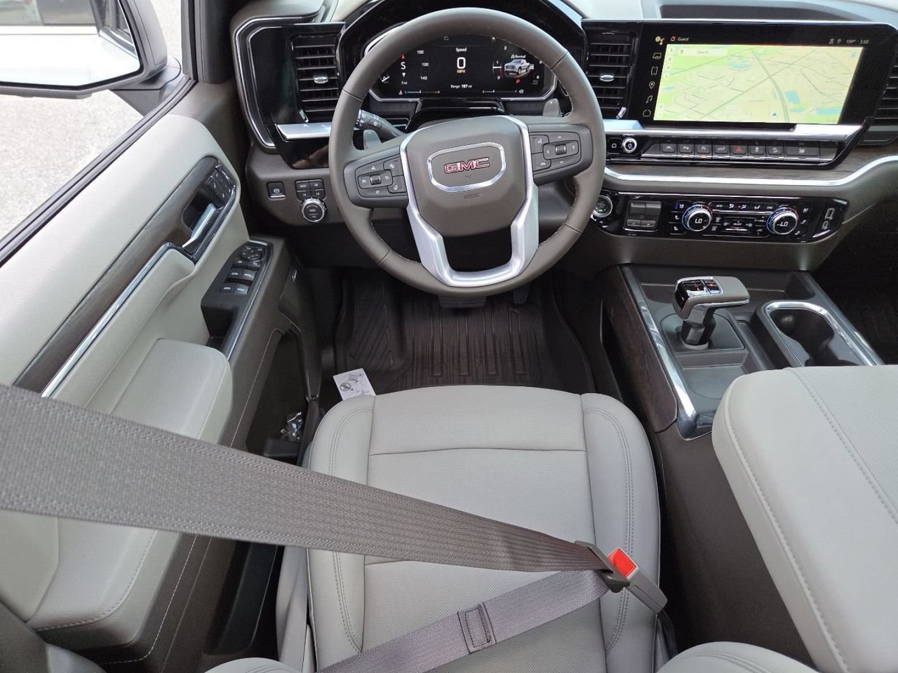 2026 GMC Sierra 1500 SLT - Photo 31