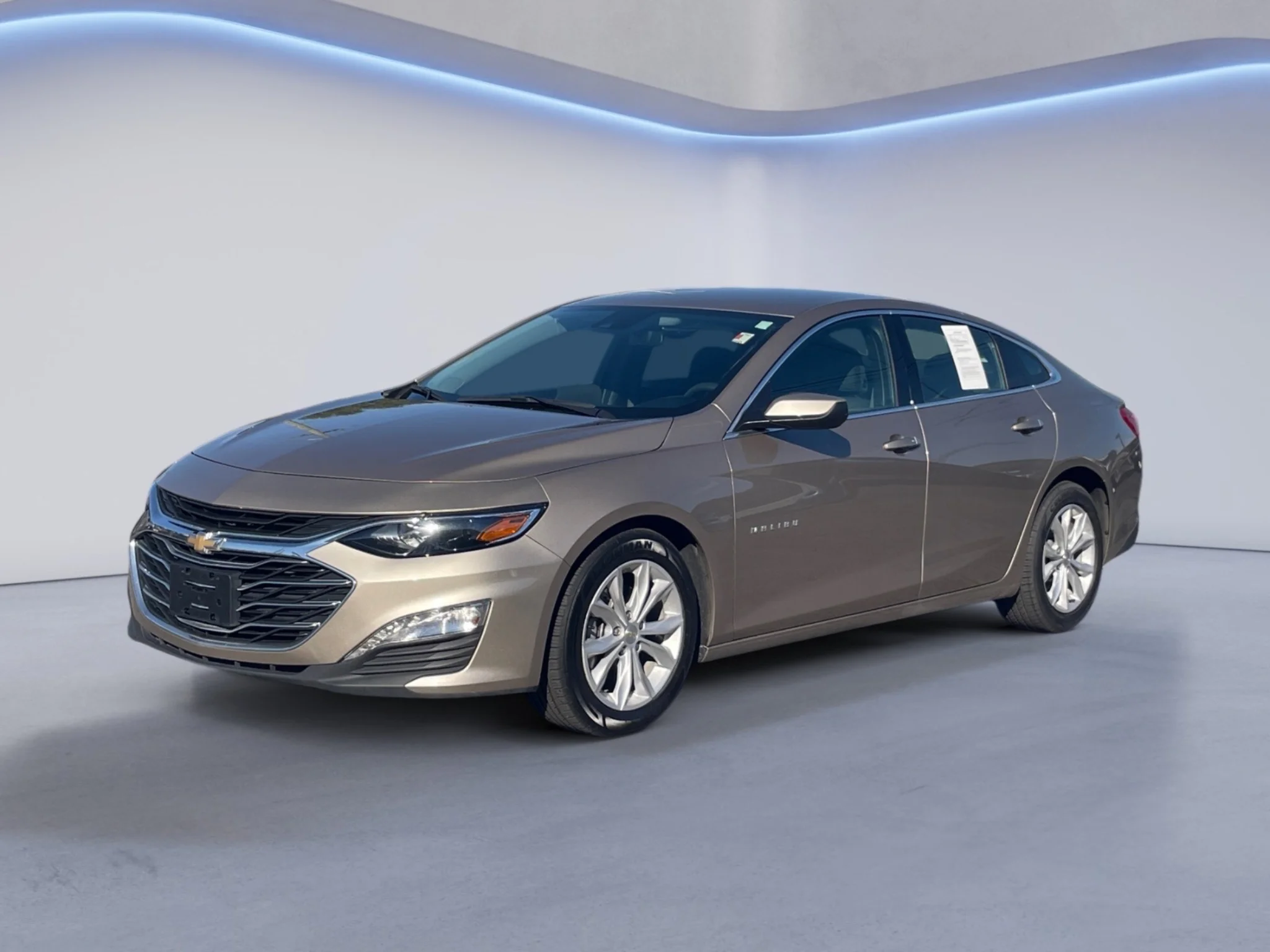 Used 2025 Mineral Gray Metallic Chevrolet LT image 7