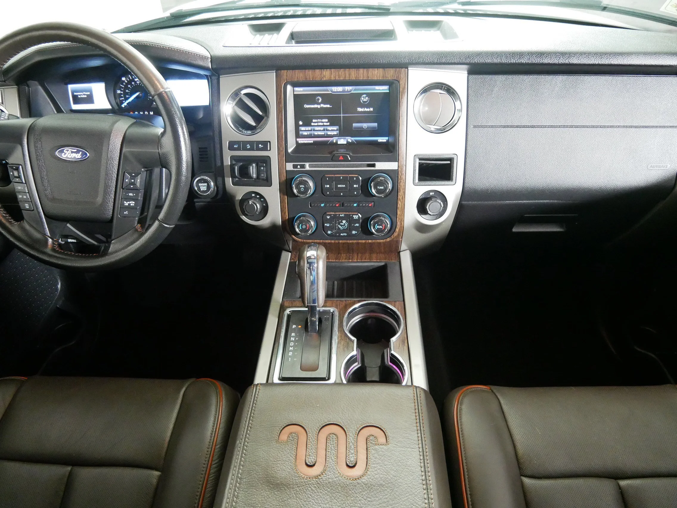 Used 2015 White Platinum Metallic Tri-Coat Ford King Ranch image 10