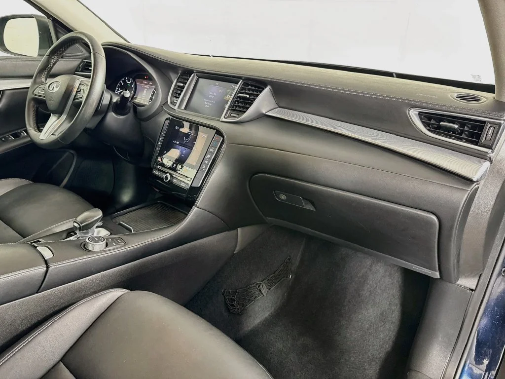 Certified Used 2020 Blue INFINITI LUXE image 37