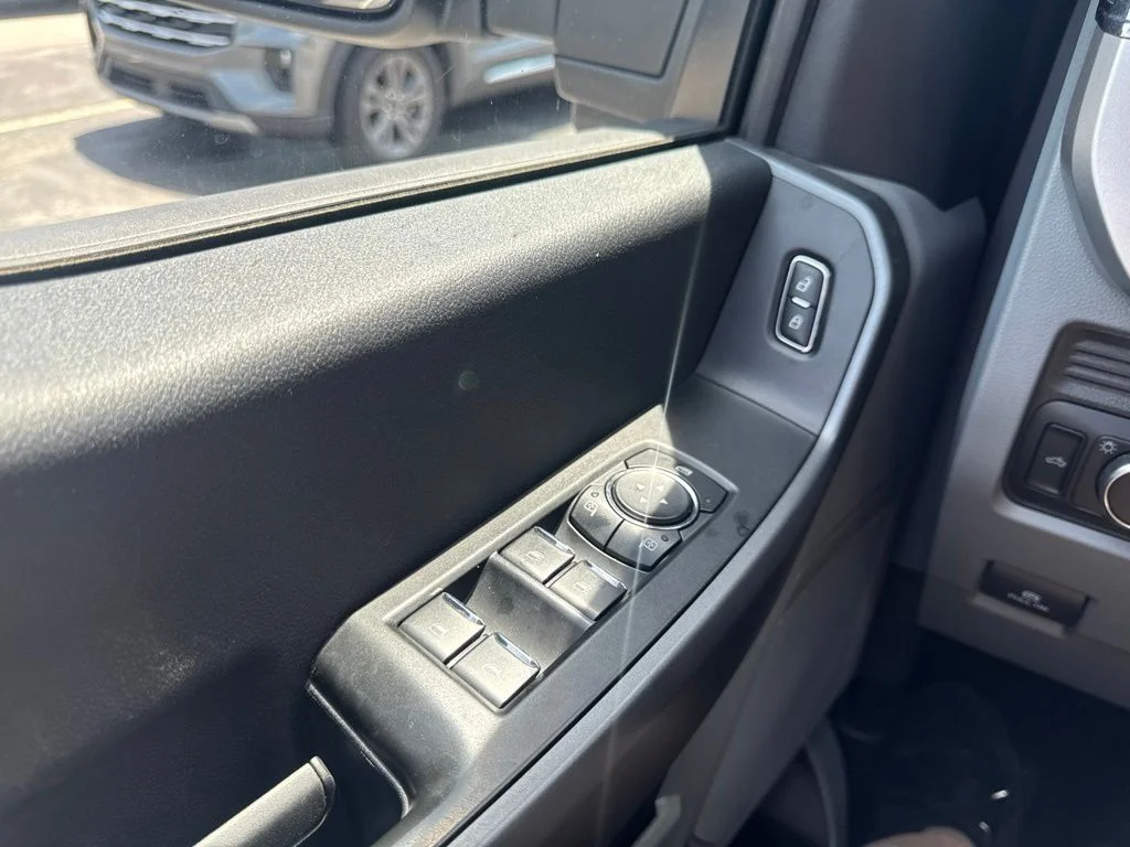 Certified Used 2024 Oxford White Ford XL image 25