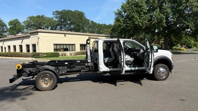 2026 Ford F-550 Super Duty Chassis Cab XL - Photo 44
