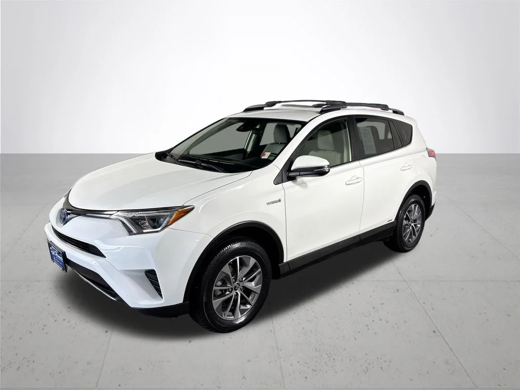 Used 2018 White Toyota LE image 2