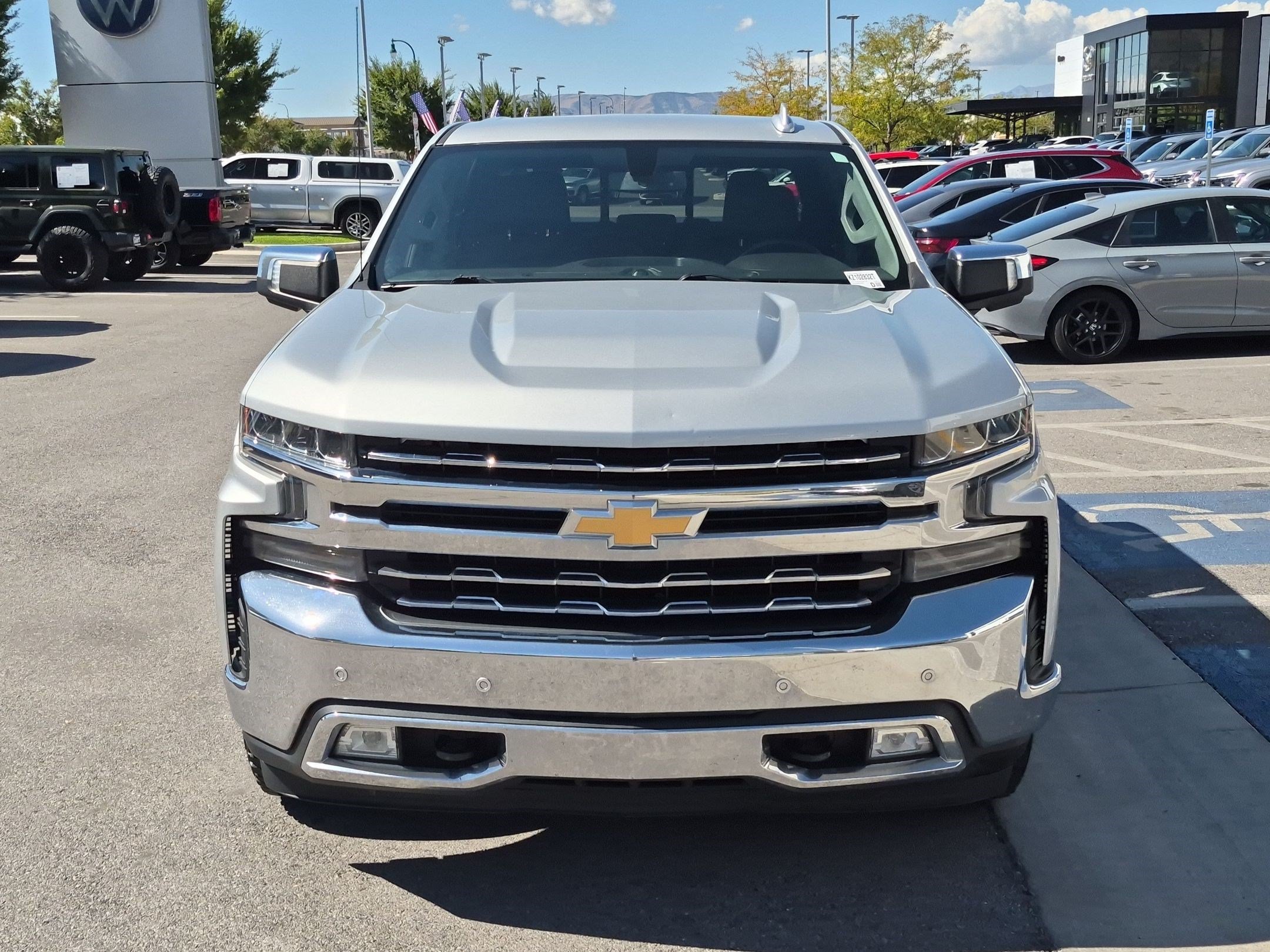 Used 2019 Silver Ice Metallic Chevrolet LTZ image 8
