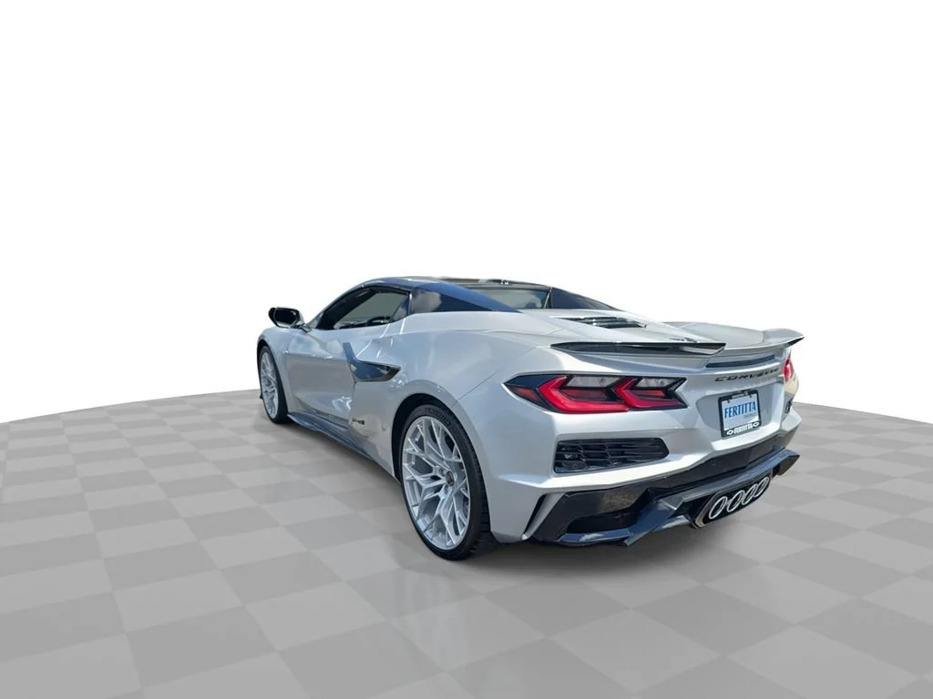 New 2027 Blade Silver Metallic Chevrolet 3LZ image 6