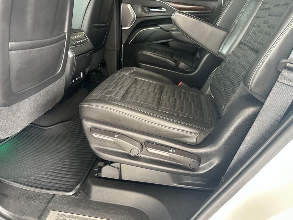 Used 2021 White Cadillac Sport Platinum image 29